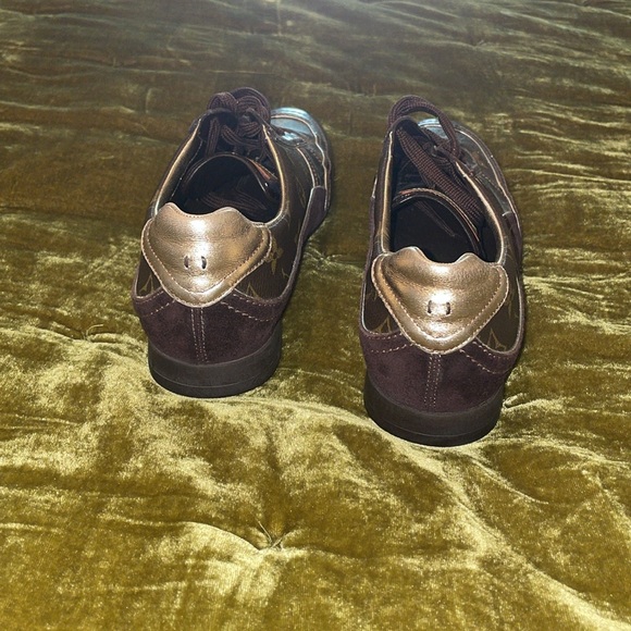 Louis Vuitton vintage sneakers - Picture 5 of 10